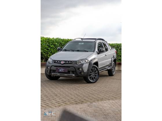FIAT STRADA 1.8 MPI ADVENTURE CD 16V FLEX 3P MANUAL FIAT STRADA 1.8 MPI ADVENTURE CD 16V FLEX 3P MANUAL